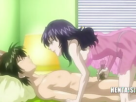 淫荡的日本熟妇不停地要求再来一份