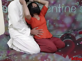 印度继妹与哥哥一起庆祝情人节