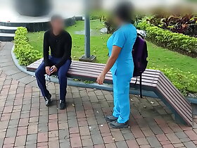 墨西哥卫生部长真丢人！她是个护士，竟然邀请男人到她家进行激烈的性冒险。