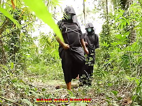 黑人辣妹大学女生在郊游期间被黑色大屌干了——我喜欢经常做爱